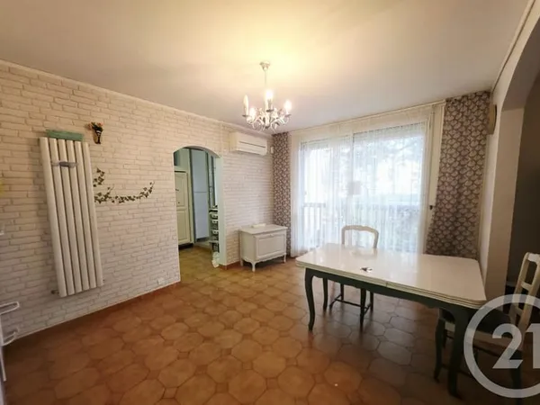 Appartement 4 pièces 75 m²