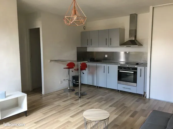 T2 meuble 42m2 rue Arago