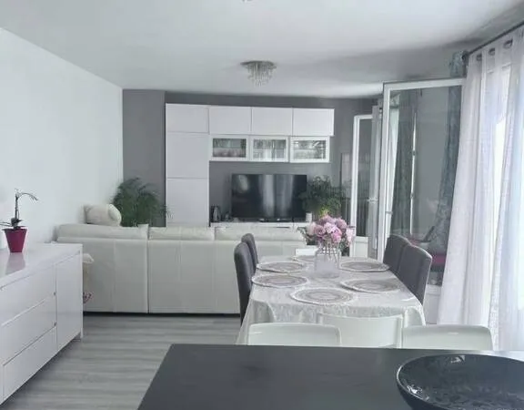 Appartement 4 pièces 79 m²