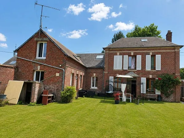 Maison 7 pièces 176 m²