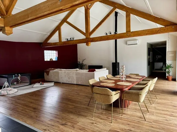 Maison 4 pièces 180 m²