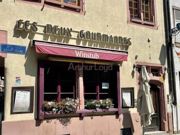 Fonds de commerce restaurant 107 m²