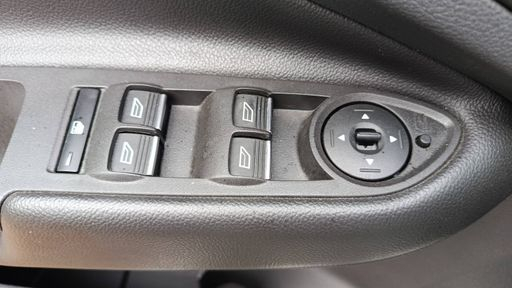 Ford Kuga 2.0 TDCi 150 AWD Powershift - ST-Line – 2019 – 120149 km – Diesel – Boîte Automatique — photo 8
