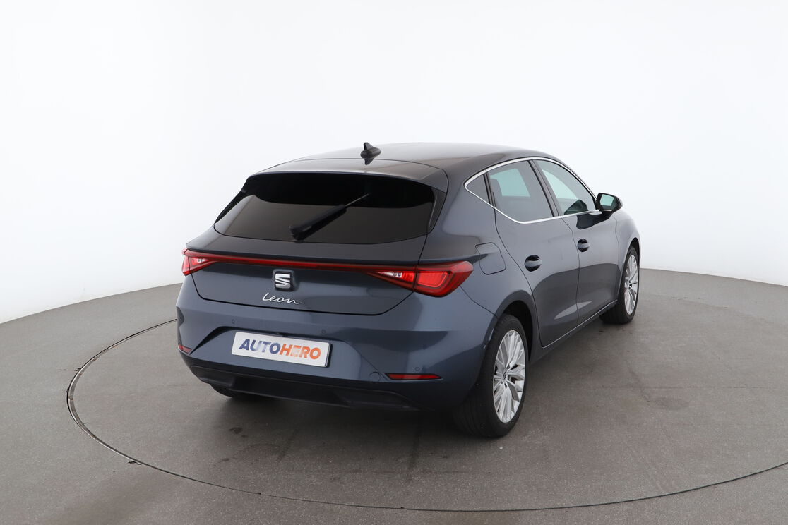 Seat Leon 1.5 eTSI Xcellence DSG7 — photo 5