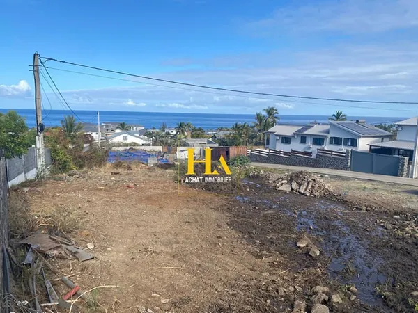 TROIS BASSINS LITTORAL Terrain 314 m2