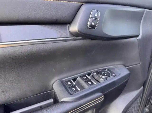 Ford Ranger 3.0 ecoblue v6 240ch stop&amp;start double cabine wildtrak e-4wd bva10 — photo 7