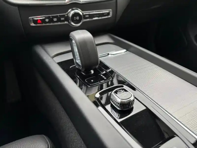 Volvo Xc60 t6 awd hybride rechargeable 253 ch+145 ch geartronic 8 — photo 61