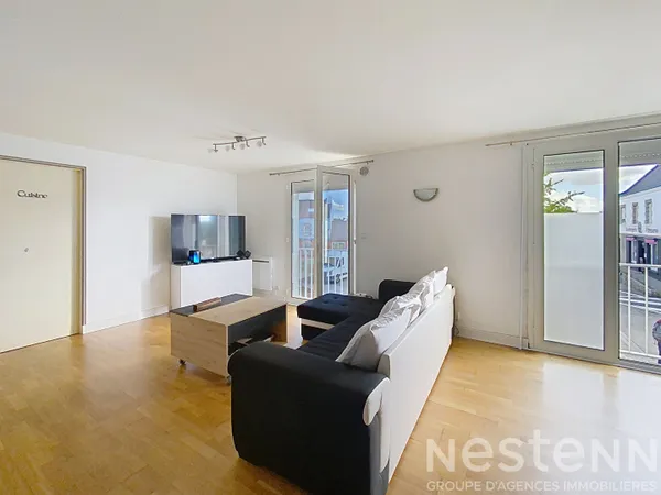 SPACIEUX T2 DE 69 m² CLEGUER CENTRE