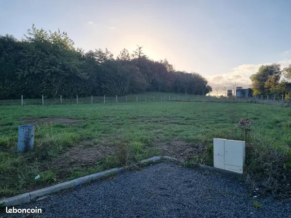 Terrain 769 m² Janze