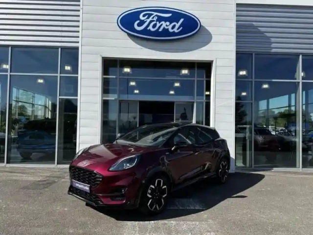 Ford Puma 1.0 flexifuel 125ch s&amp;s mhev st-line x vivid ruby edition — photo 1