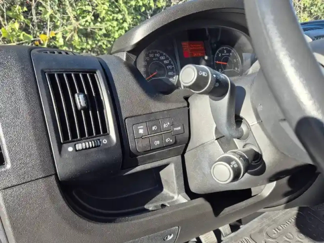 Citroën Jumper tole 35 l2h2 bluehdi 140 s&amp;s bvm6 — photo 38