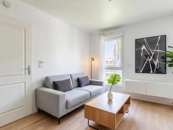 Appartement 2 pièces 37m², Issy-les-Moulineaux (vendu loué)