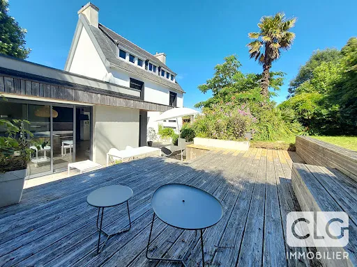 Maison 7 pièces 205 m²