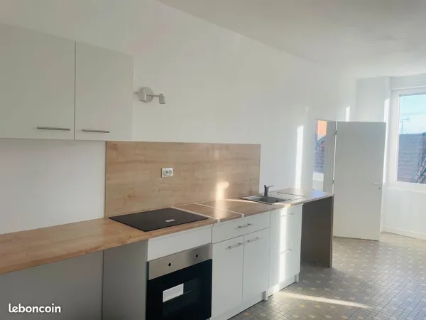 Appartement 3 pièces, 72m2 - 2eme Etage