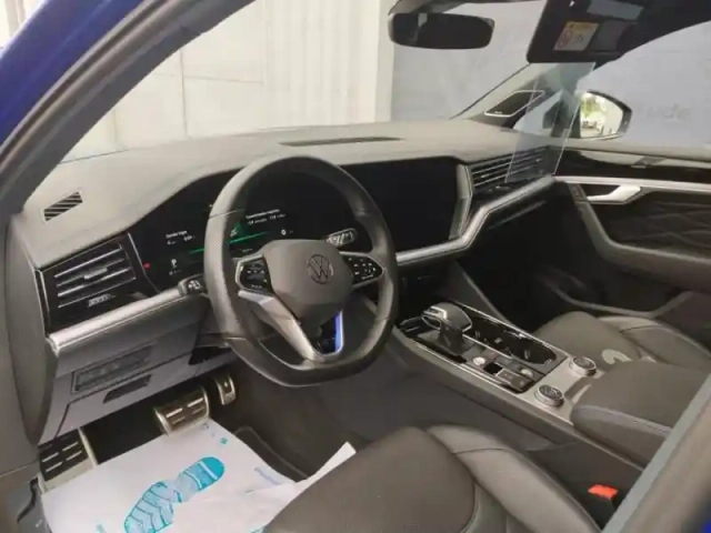 Volkswagen Touareg 3.0 tsi ehybrid 462ch r 4motion bva8 — photo 10