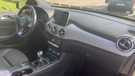 Mercedes Classe B 180 d  109 - Sensation – 2016 – 125662 km – Diesel – Boîte Manuelle — photo 21