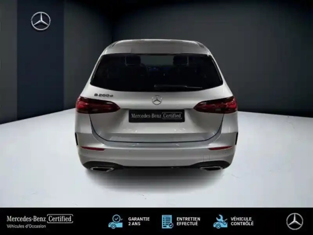 Mercedes Classe B 200 d amg line — photo 4