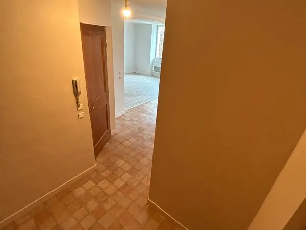 Location duplex 110 m2
