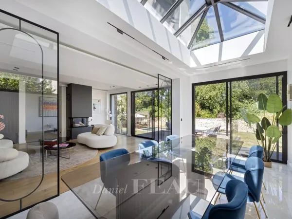 LA VARENNE SAINT HILAIRE MAGNIFIQUE MAISON D'ARCHITECTE EN PARFAIT ETAT