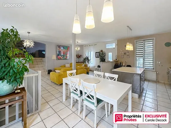 Maison 7 pièces 200 m²