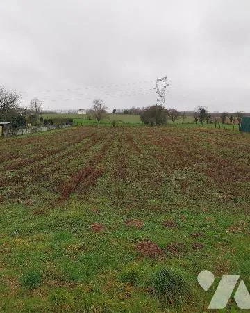 Terrain 2200 m²