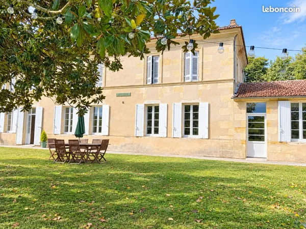 Maison de caractère - rénovée - 300m²