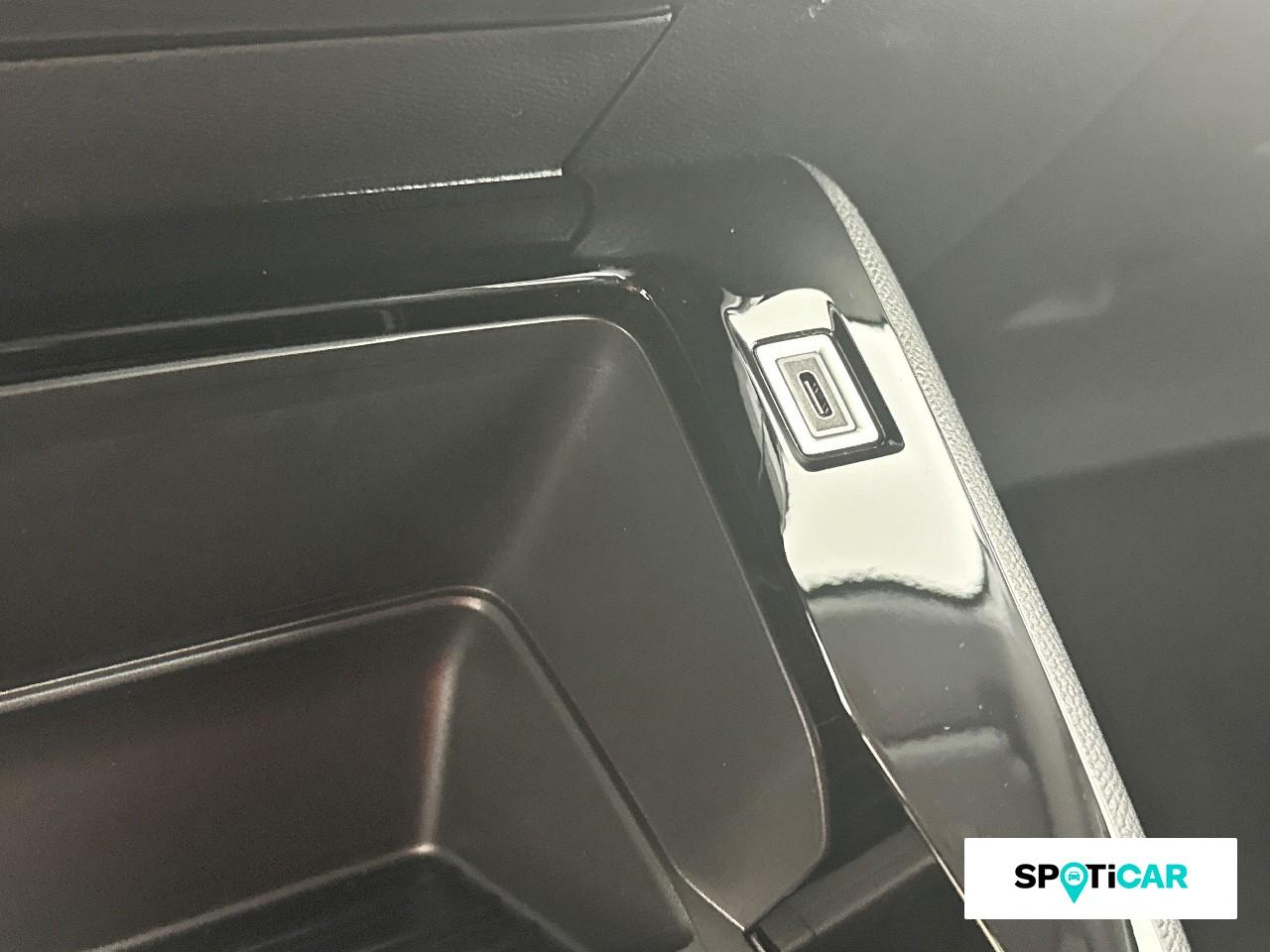 Peugeot 208 1.2 hybrid 110ch allure e-dcs6 — photo 19