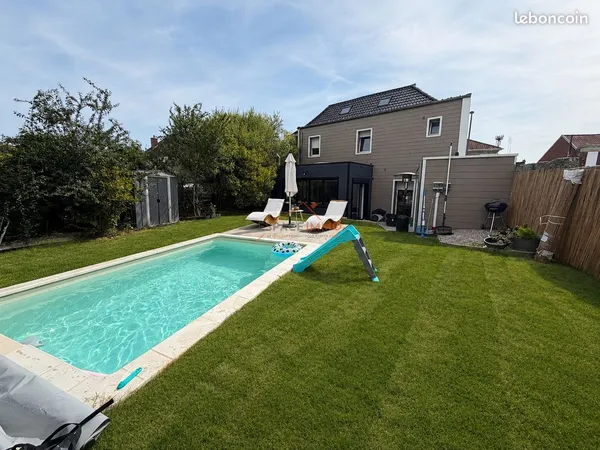 Maison 9 pièces 200 m²