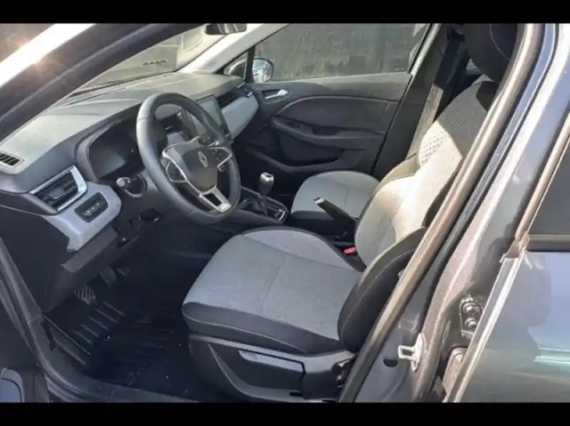 Renault Clio 1.0 tce 90ch evolution - 24 — photo 10