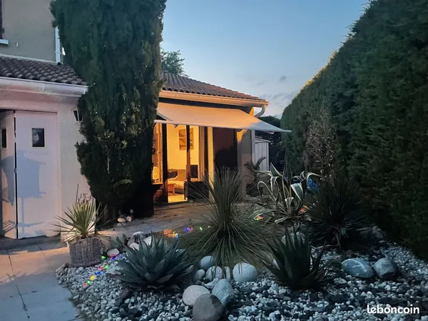 VILLA 145 m2 TOUTES COMMODITES