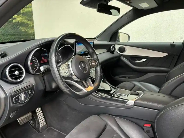 Mercedes Glc coupe 300 de hybrid eq 9g-tronic 4matic — photo 10