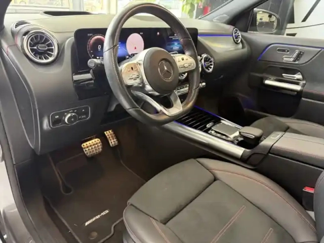 Mercedes Eqa 250+ amg line — photo 9