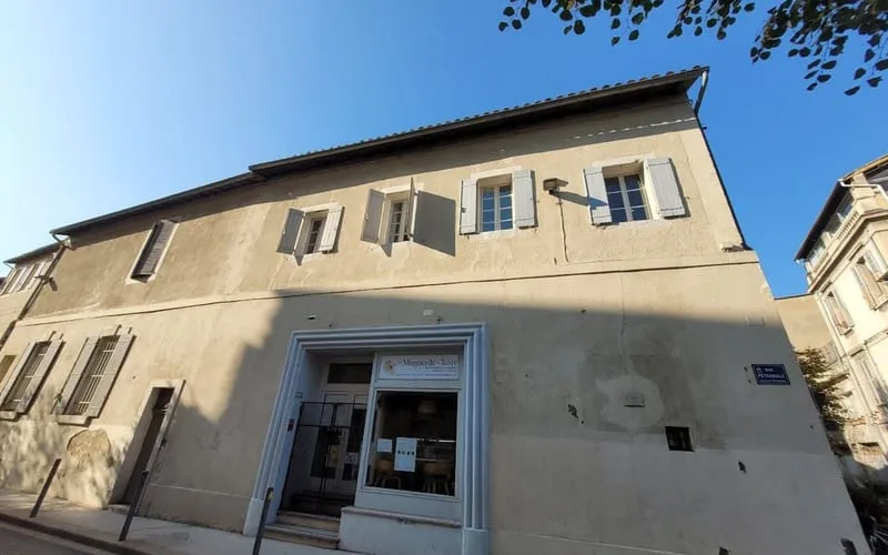 Photo 1