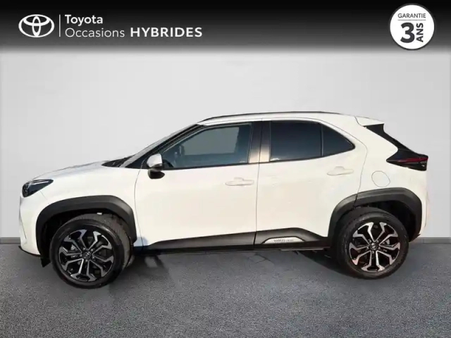 Toyota Yaris cross 116h design awd-i my21 — photo 3