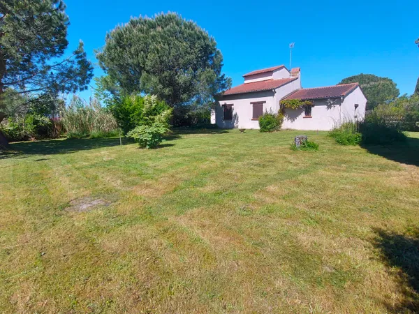Terrain 500 m²