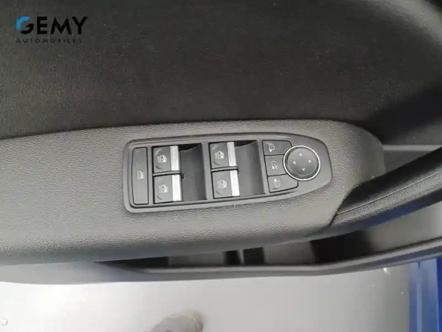 Renault Captur e-tech plug-in 160 — photo 7