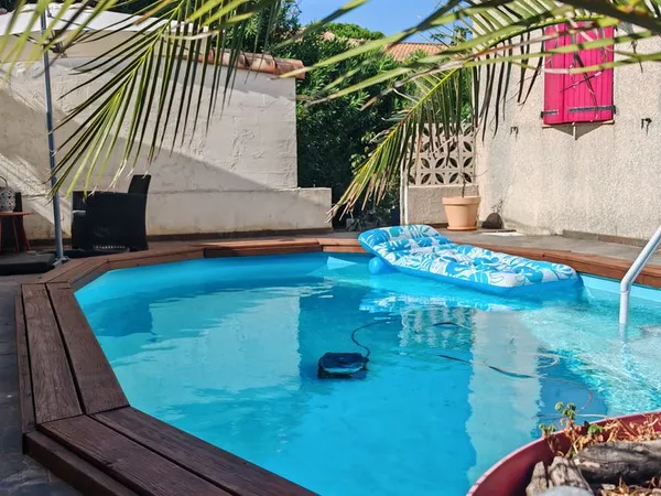 AIGUES-MORTES - VILLA 164 m² - 5 CH - PISCINE - DPE A/A - SOLAIRE - 569 000