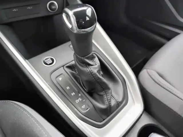 Audi A1 sportback 30 tfsi 110 ch s tronic 7 — photo 12