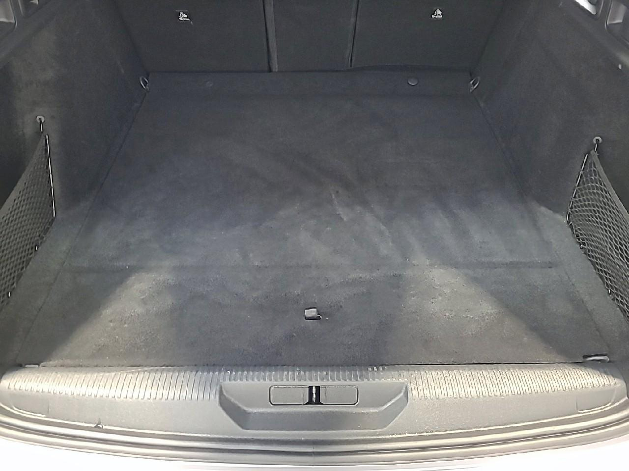 Peugeot 308 sw hybrid 136 e-dcs6 gt — photo 14