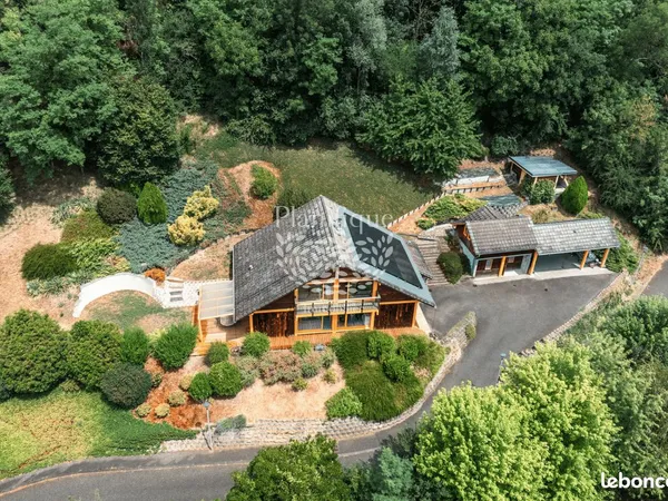 Maison 4 pièces 140 m²