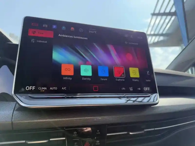 Volkswagen Golf 1.5 ehybrid 204 dsg6 — photo 54