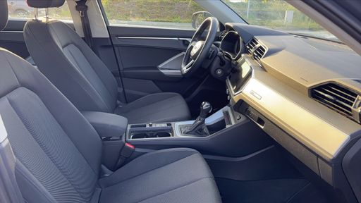 Audi Q3 2.0 TDI 150 S-Tronic 7 - Business Line – 2022 – 80028 km – Diesel – Boîte Automatique — photo 14