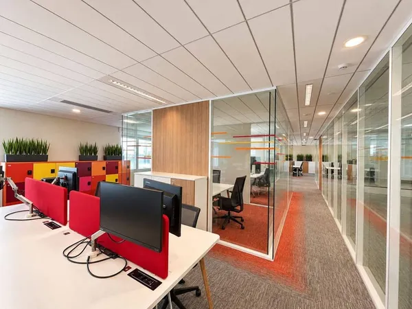 Bureaux 544 m²