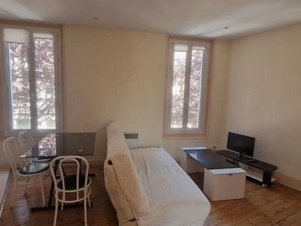 F2 meublé parcs Vichy wifi gratuit