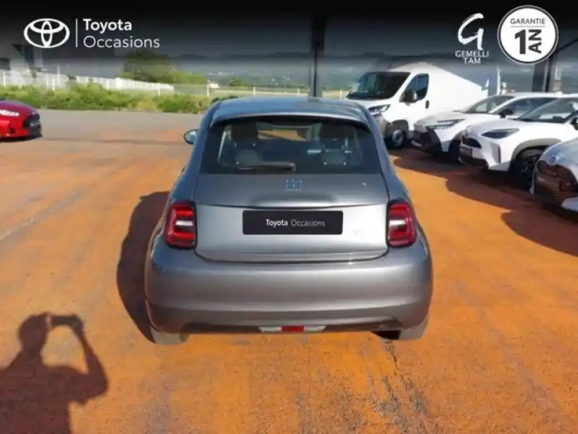 Fiat 500 e 118ch my23 — photo 4