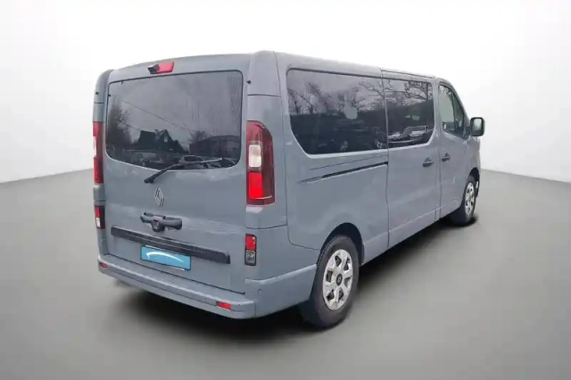 Renault Trafic blue dci 150 — photo 15