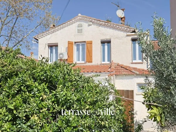 MAISON - 100 M2 - TOULON OUEST - T4 - PISCINE - JARDIN - GAR