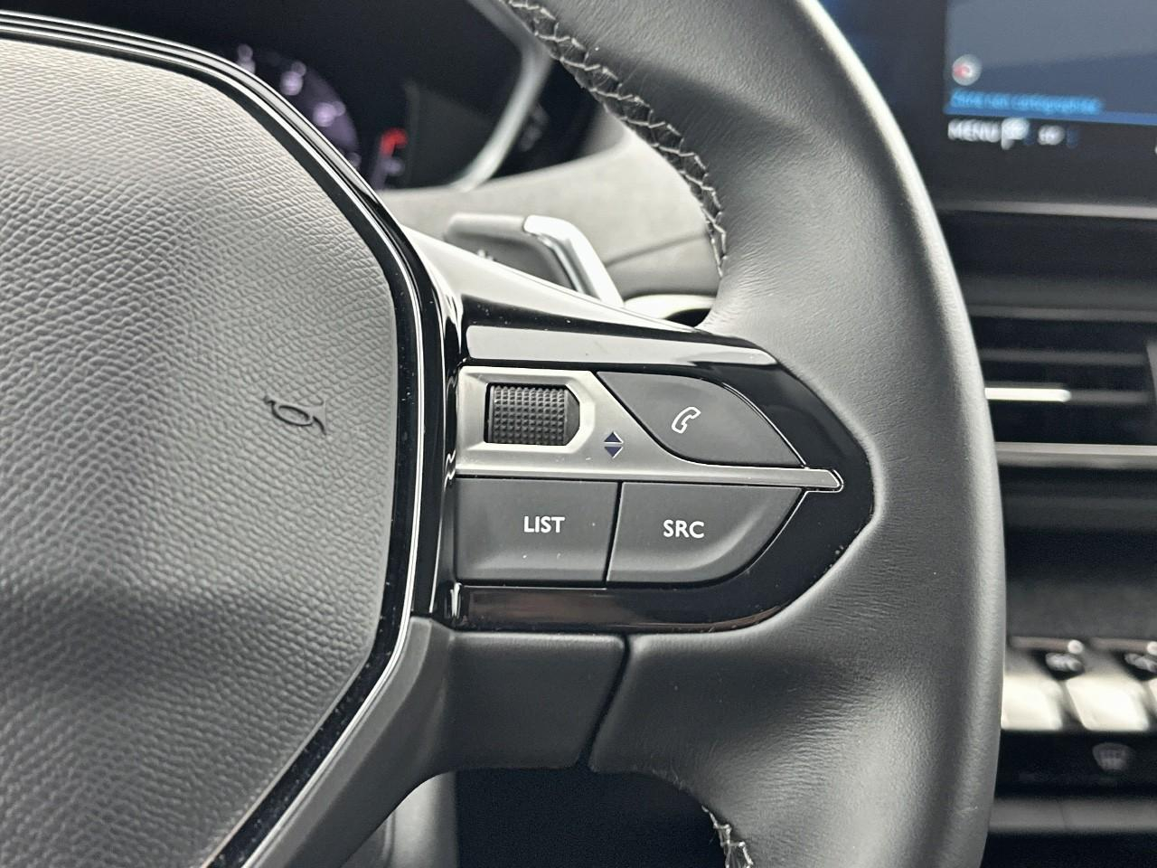 Peugeot 3008 puretech 130ch s&s eat8 allure pack — photo 19