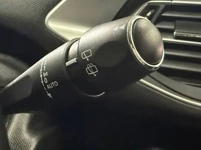 Peugeot 308 puretech 130ch s&amp;s bvm6 — photo 31