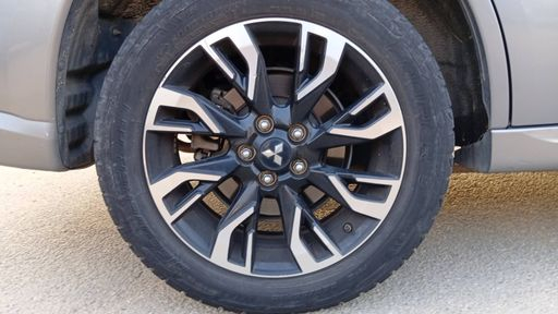 Mitsubishi Outlander 2.0 MIVEC 163 Plug in Hybrid 4WD BVA - Energy Zen – 2017 – 127347 km – Hybride rechargeable – Boîte Automatique — photo 31